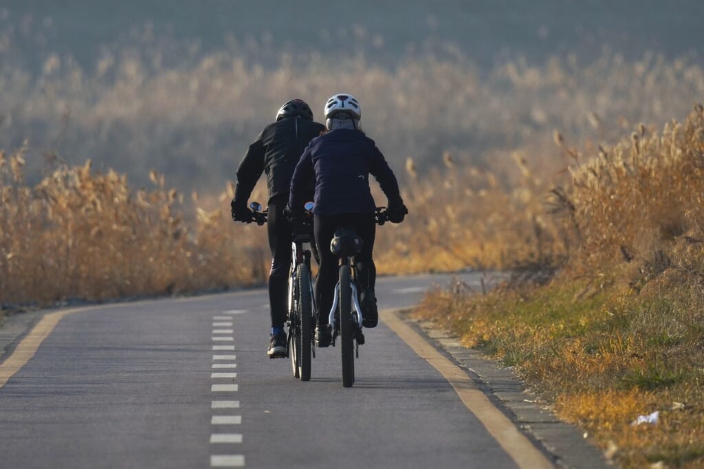 cyclists, trail, pathway